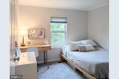 8939 Park Forest Drive, Springfield, VA 22152 - Photo 17