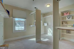 11902 Crayton Ct, Herndon, VA 20170 - Photo 19