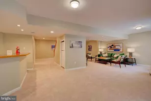 11902 Crayton Ct, Herndon, VA 20170 - Photo 29