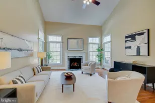 11902 Crayton Ct, Herndon, VA 20170 - Photo 5