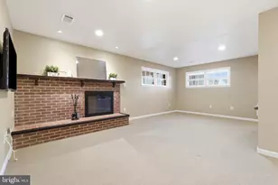 9424 Park Hunt Ct, Springfield, VA 22153 - Photo 31