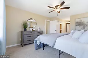 9424 Park Hunt Ct, Springfield, VA 22153 - Photo 17