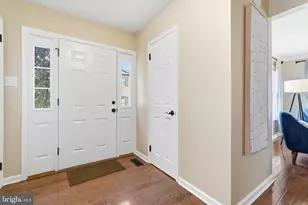 9424 Park Hunt Ct, Springfield, VA 22153 - Photo 15