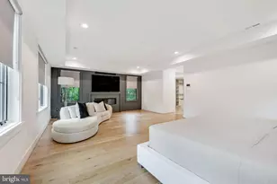 1452 Buena Vista Ave, McLean, VA 22101 - Photo 19