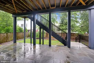 1452 Buena Vista Ave, McLean, VA 22101 - Photo 29