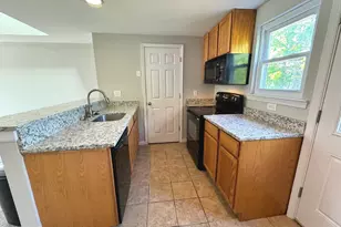 4354 Pembrook Village Dr, Alexandria, VA 22309 - Photo 9