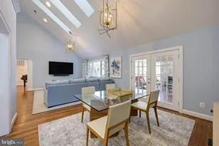 8612 McHenry St, Vienna, VA 22180 - Photo 17