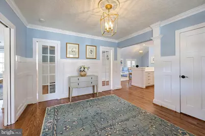 8612 McHenry Street, Vienna, VA 22180 - Photo 3