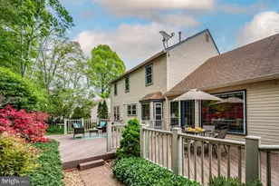 6830 Bluecurl Cir, Springfield, VA 22152 - Photo 61