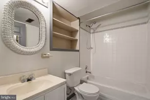 6830 Bluecurl Cir, Springfield, VA 22152 - Photo 49