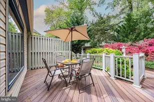 6830 Bluecurl Cir, Springfield, VA 22152 - Photo 25
