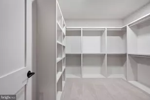 516 Valley Dr SE, Vienna, VA 22180 - Photo 65