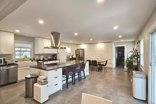 13102 Parson Ln, Fairfax, VA 22033 - Photo 3