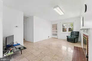 7209 Valleycrest Blvd, Annandale, VA 22003 - Photo 7