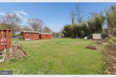 7209 Valleycrest Boulevard, Annandale, VA 22003 - Photo 39