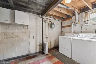 7209 Valleycrest Boulevard, Annandale, VA 22003 - Photo 33