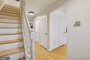 2715 Shawn Leigh Dr, Vienna, VA 22181 - Photo 7