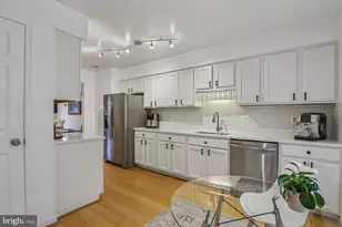 2715 Shawn Leigh Dr, Vienna, VA 22181 - Photo 25