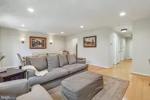 2715 Shawn Leigh Dr, Vienna, VA 22181 - Photo 21