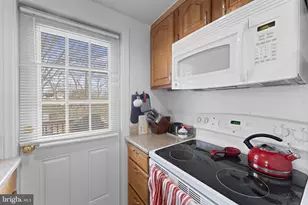 5816 N Kings Hwy, Alexandria, VA 22303 - Photo 17