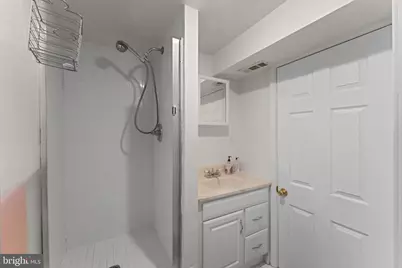 5816 N Kings Highway, Alexandria, VA 22303 - Photo 37