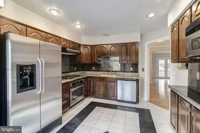 2106 Patty Lane, Vienna, VA 22182 - Photo 17