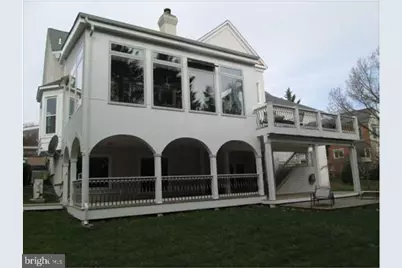 1465 Mayhurst Boulevard, McLean, VA 22102 - Photo 7