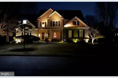 1465 Mayhurst Boulevard, McLean, VA 22102 - Photo 5