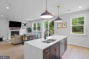 6625 Oak Dr, Alexandria, VA 22306 - Photo 13