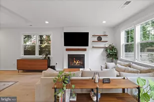 6625 Oak Dr, Alexandria, VA 22306 - Photo 9