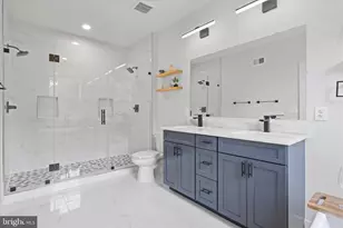 6625 Oak Dr, Alexandria, VA 22306 - Photo 23