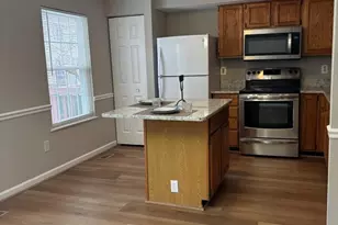 14657 Winterfield Dr, Centreville, VA 20120 - Photo 7