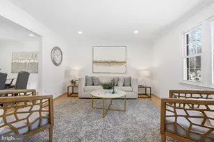 6802 Sydenstricker Rd, Springfield, VA 22152 - Photo 15