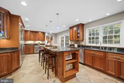 6710 Wemberly Way, McLean, VA 22101 - Photo 21