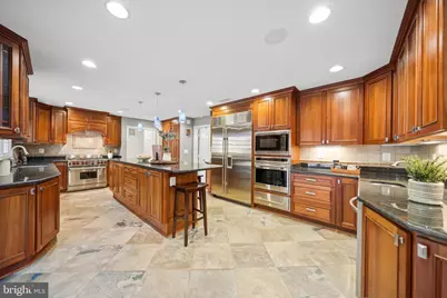 6710 Wemberly Way, McLean, VA 22101 - Photo 17