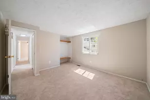 1103 Burwick Dr, Herndon, VA 20170 - Photo 13