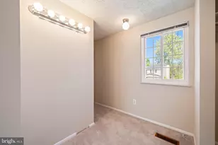 1103 Burwick Dr, Herndon, VA 20170 - Photo 29