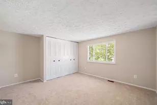 1103 Burwick Dr, Herndon, VA 20170 - Photo 15