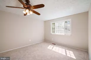 1103 Burwick Dr, Herndon, VA 20170 - Photo 31