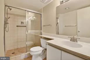 1808 Old Meadow Rd, McLean, VA 22102 - Photo 17