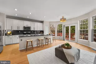 6735 Applemint Ln, Alexandria, VA 22310 - Photo 3