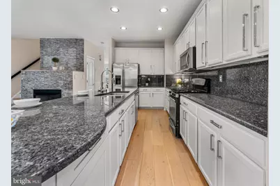 6735 Applemint Lane, Alexandria, VA 22310 - Photo 7