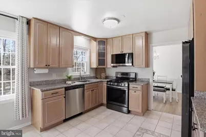 8109 Overton, Springfield, VA 22153 - Photo 9