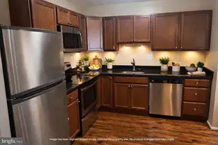 8340 Greensboro Dr, McLean, VA 22102 - Photo 19