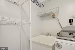 8070 Powderbrook Ln, Springfield, VA 22153 - Photo 51