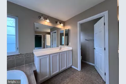 3925 Beeker Mill Place, Chantilly, VA 20151 - Photo 25