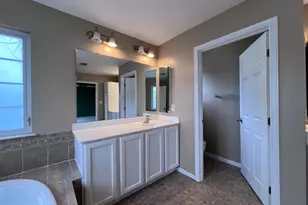 3925 Beeker Mill Pl, Chantilly, VA 20151 - Photo 23