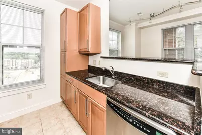 11770 Sunrise Valley Drive #421, Reston, VA 20191 - Photo 5