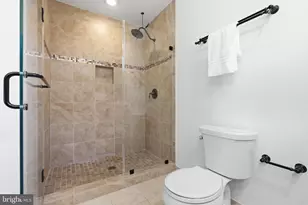 9516 Wallingford Dr, Burke, VA 22015 - Photo 55