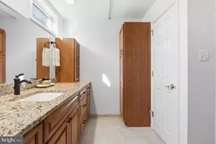 9516 Wallingford Dr, Burke, VA 22015 - Photo 57